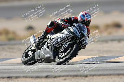 media/Nov-16-2025-Race Pace (Sun) [[8c5fa54630]]/Non Verified Riders (1st 20 Minutes)/1-Turn 14 (10am)/